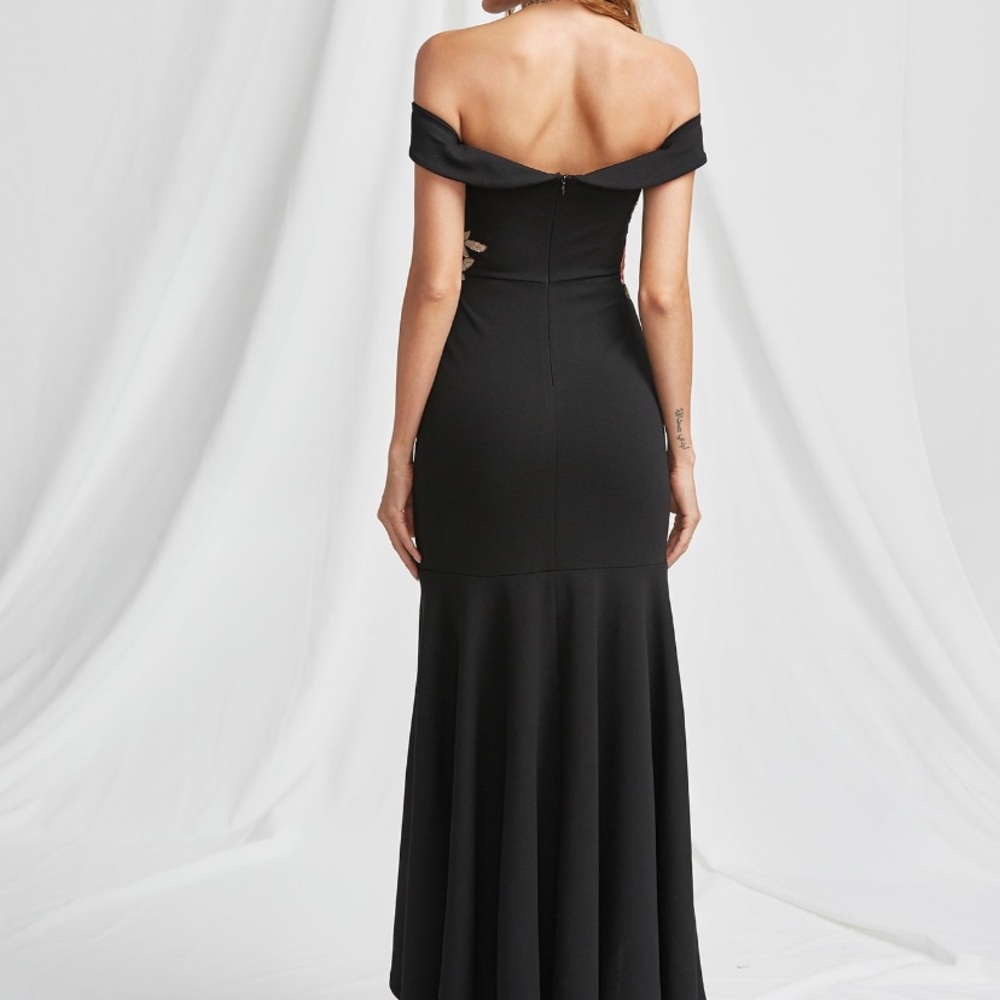 Black Rose Embroidered Off Shoulder Ruffle Dress - Picture 2 of 5